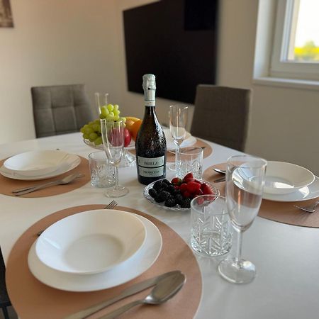 Byt Apartman 74M2 Vyhled Klid Priroda Praha Eksteriør bilde